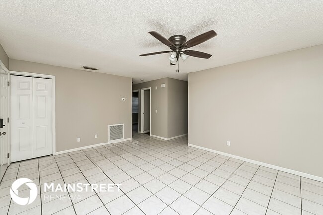 Building Photo - 2608 Hampton Park Pl
