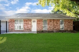Building Photo - 9026 Carousel Ln