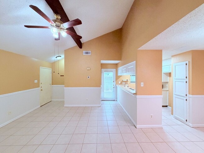 Building Photo - 6503 Columbia Oaks Ct