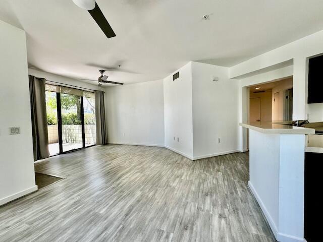 Foto del edificio - 870 E Palm Canyon Dr