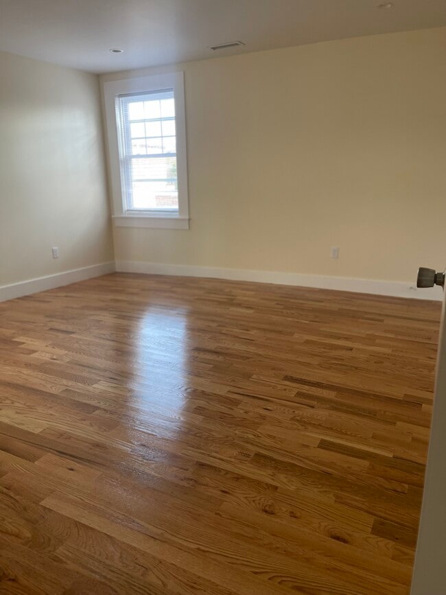 1 bedroom - 528 Chapel St