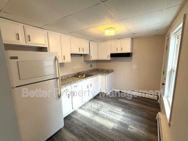 Foto del edificio - 313 E Pine St.