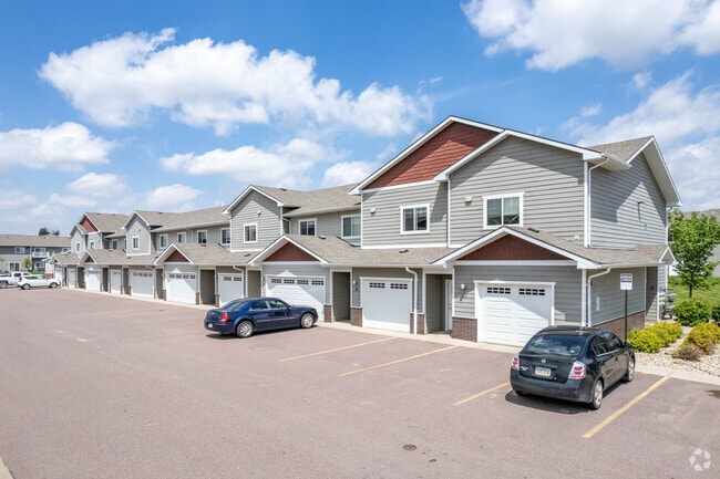 Foto del edificio - Dublin Square Apartments and Townhomes