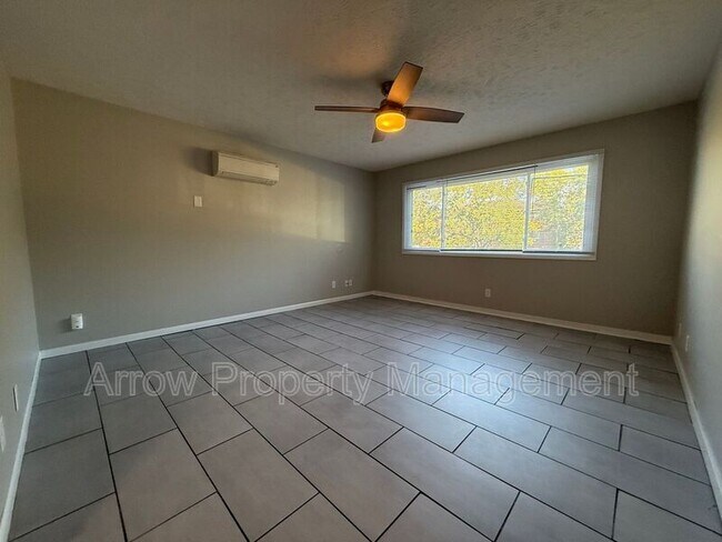 Foto del edificio - 1025 C St