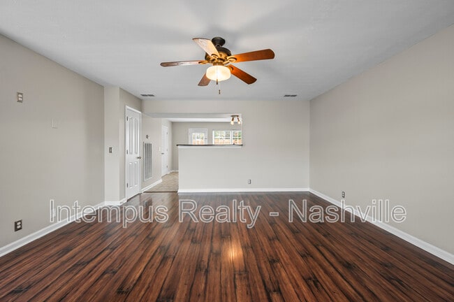 Building Photo - 415 Shoshone Pl