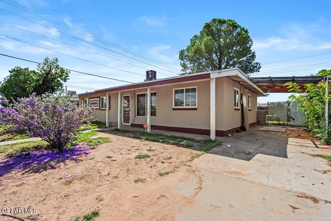 Building Photo - 5736 Sun Valley Dr