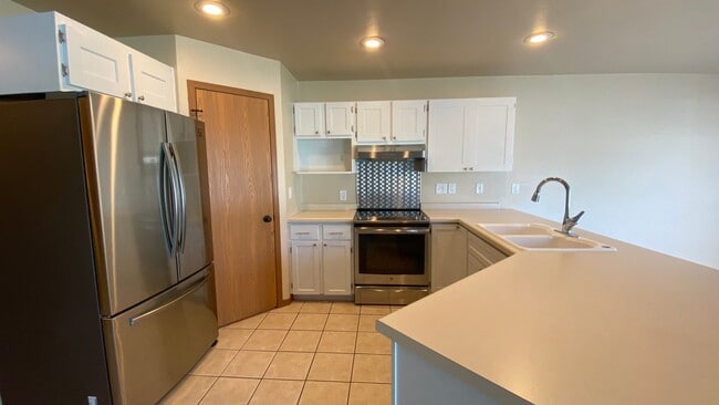 Foto del edificio - Rotherham: 151-153 East River Drive Duplex