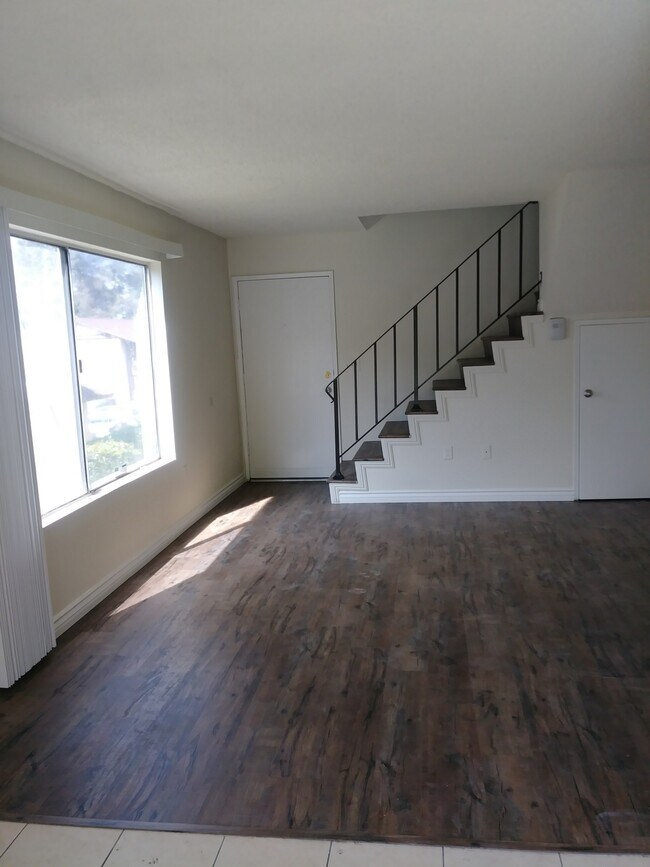 2420 S Nancy St, West Covina, CA 91792 Townhome Rentals in West
