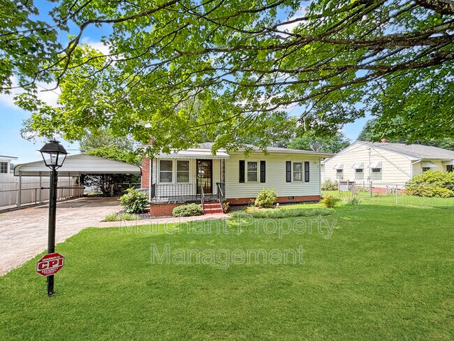 Foto del edificio - 22 Brownwood Dr