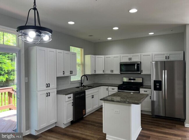 Building Photo - 9212 Owings Choice Ct