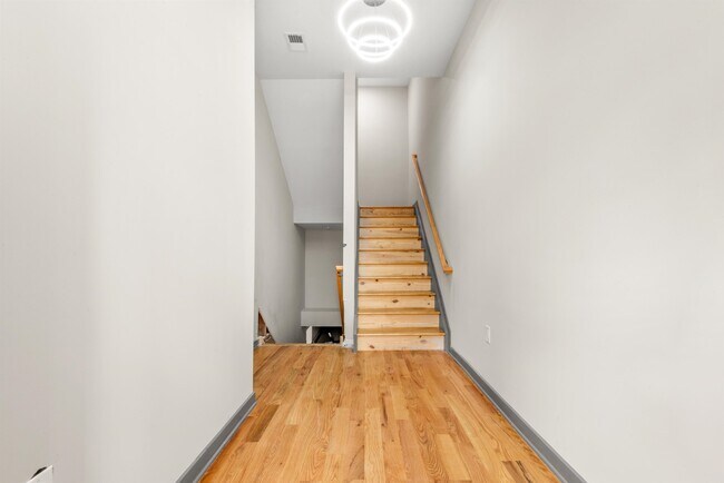 Foto del edificio - 108 Fleming Ave