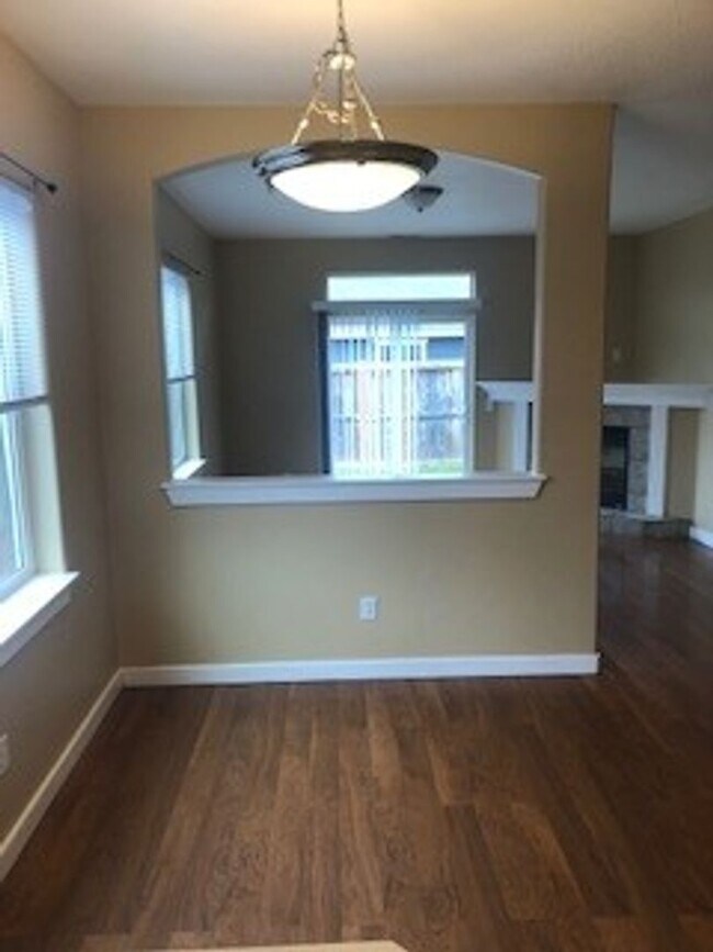 Foto del edificio - Three Bedroom Home in Albany