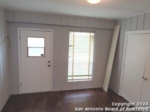 Foto del edificio - 2447 Hiawatha St