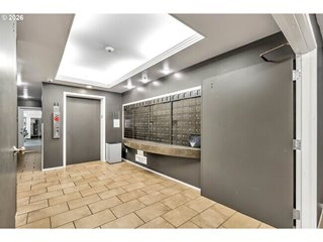 Foto del edificio - 1500 SW Park Ave