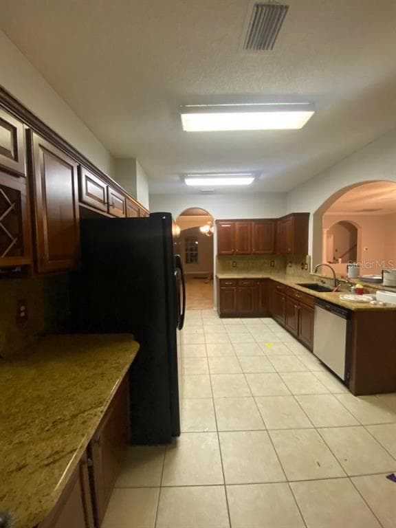 Building Photo - 10206 Beneva Dr