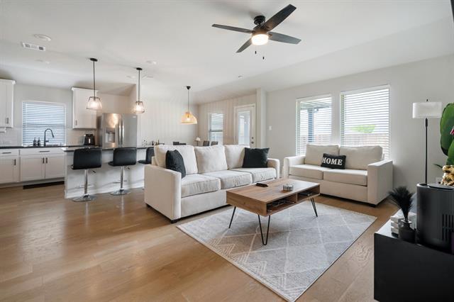 Foto del edificio - 2316 Wisterwood Ln