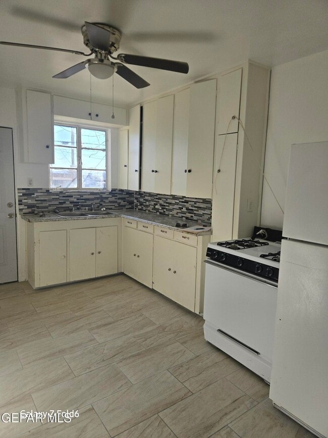 Building Photo - 2920 Mountain Ave