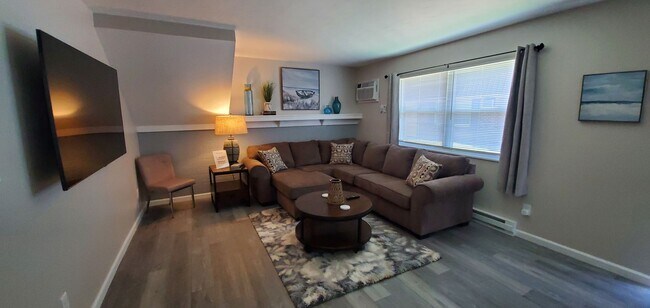 Photo - 219 Maxwell St Apartment