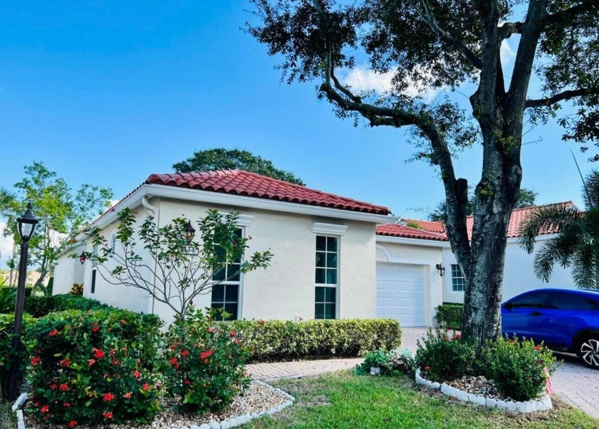 Primary Photo - 17334 Antigua Point Way