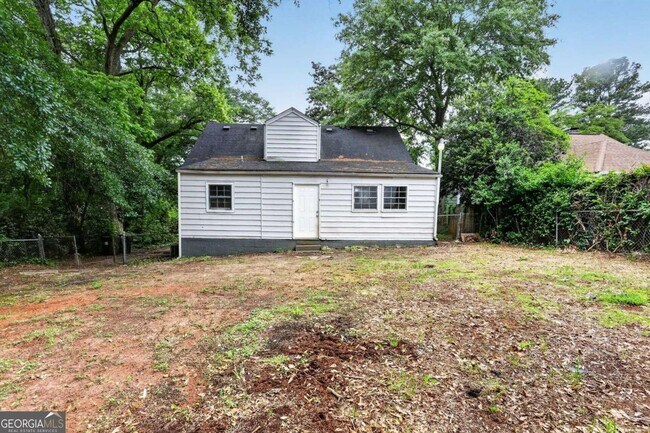 Foto del edificio - 2728 Winburn Terrace