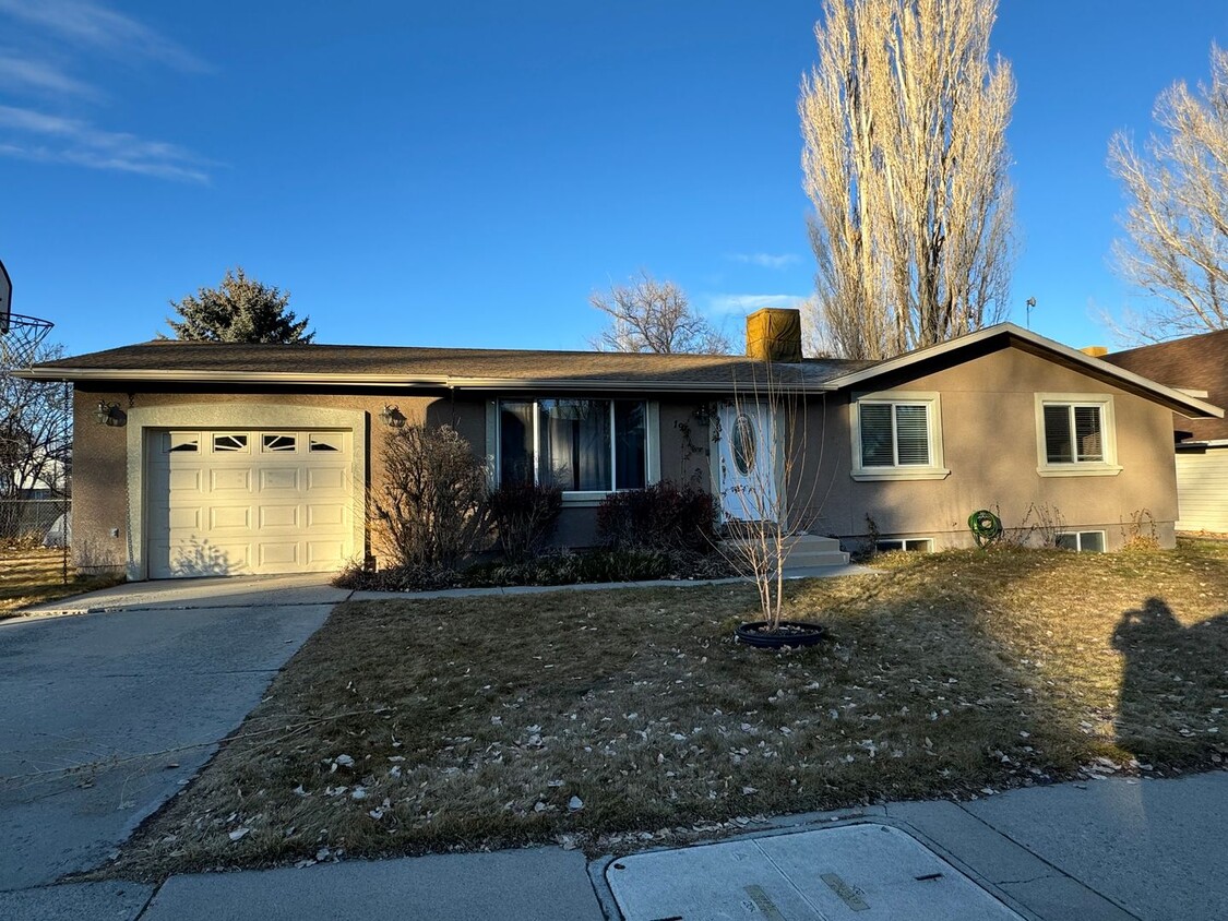 Foto principal - Nice 3 Bedroom/ 3 Bath in Elko