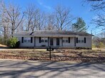 Foto principal - 415 Kirkpatrick Dr