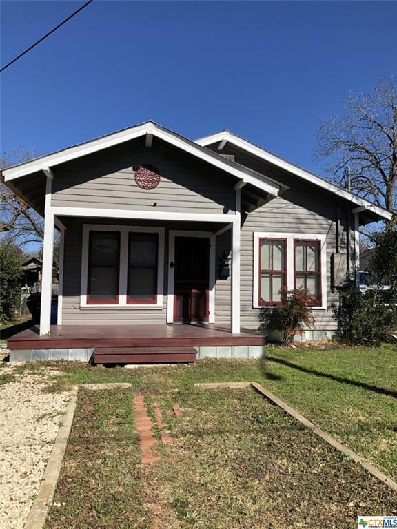 516 E Mountain St, Seguin, TX 78155 House for Rent in Seguin, TX