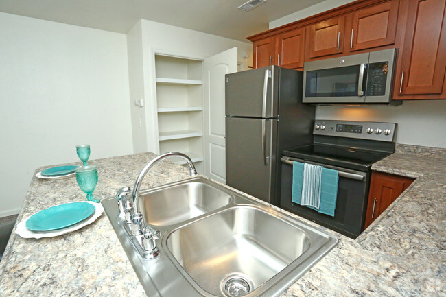 Renovated Kitchen - Eagle Ridge Villas