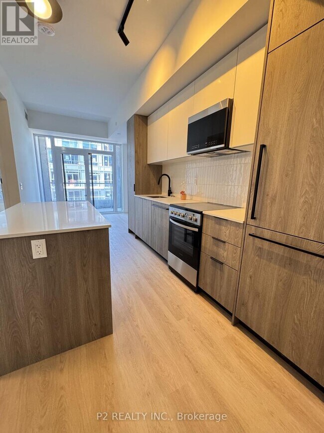 Photo du bâtiment - 1635 Military Trail