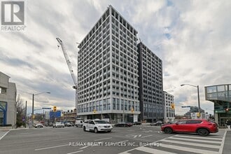 Building Photo - 2020 Bathurst St