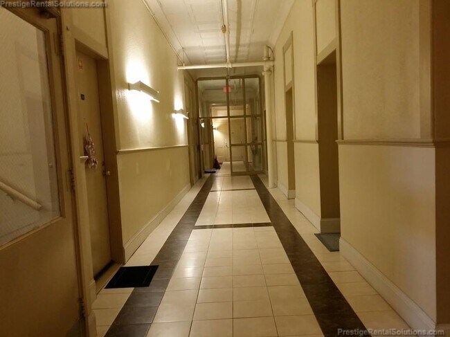 Foto del edificio - 56 St Joseph St