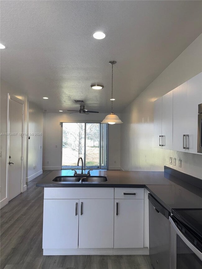 Building Photo - 8807 NW 76th Dr