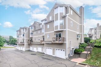 Building Photo - 39 Glenrock