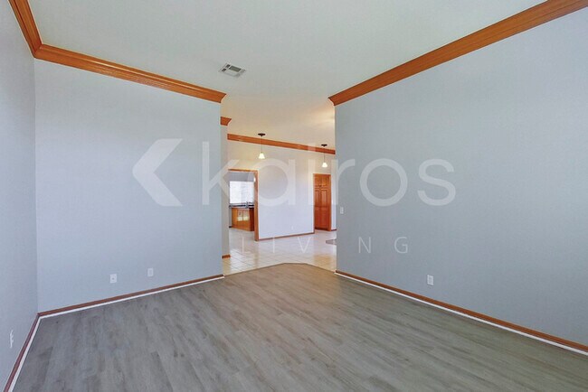 Foto del edificio - 3101 NE 130th St