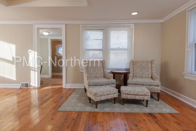 Foto del edificio - 4657 Suffolk Rd