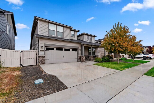 Building Photo - 4 bedroom, 3 bathroom House in Boise!
