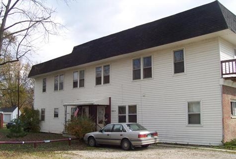 Building Photo - River Place Apartments