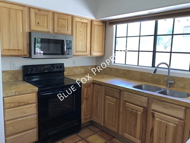 Foto del edificio - 759 W Clear Creek Way