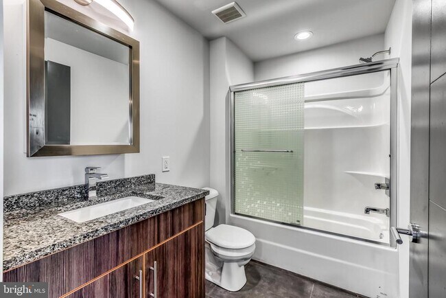 Foto del edificio - 4800 Brown St