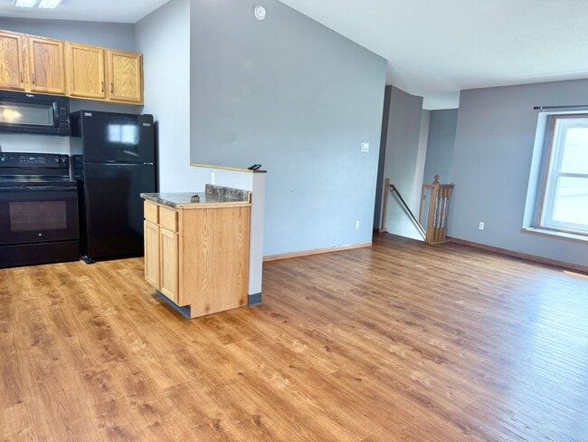 Building Photo - 5141 7th Ln S