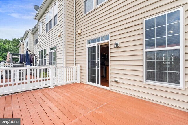 Foto del edificio - 8311 Gibbs Way