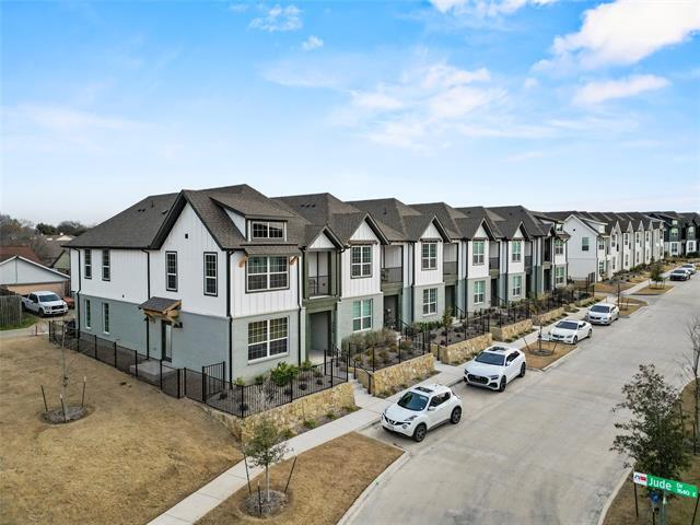 Foto principal - 545 Eiseley Dr