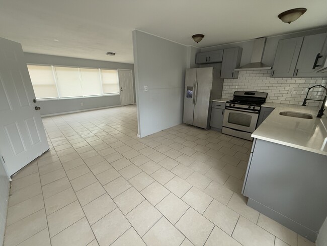 Foto del edificio - 7 Sherwood Ln