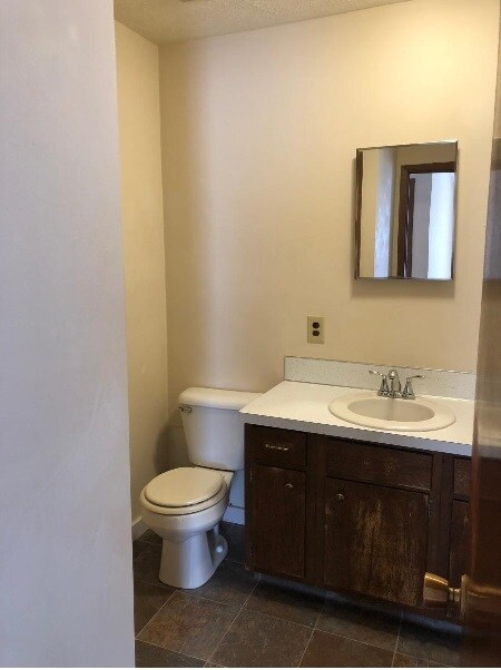 Foto principal - 1802 Chandler Rd W