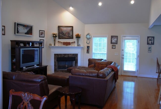 Photo - 2386 Morgan Dr (Auburn, AL) House