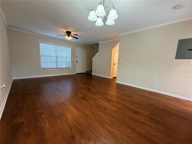 Building Photo - 3220 Oak Lawn Pl