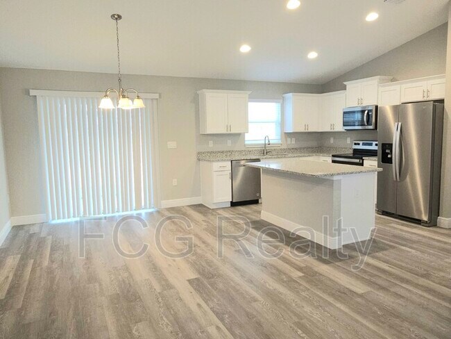 Building Photo - 105 Juniper Cir