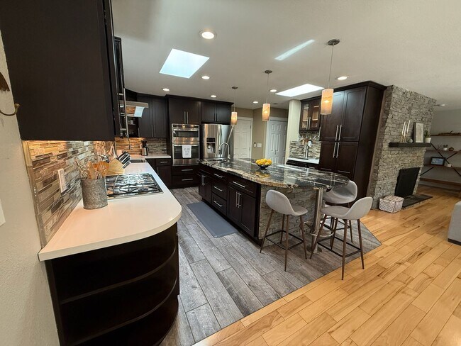 Foto del edificio - Beautiful 3 Bed 2.5 Bath Home in the Prune...