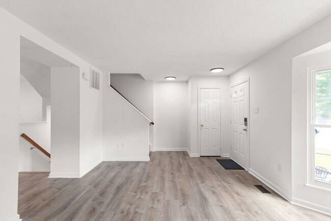 Foto del edificio - 4 Bedroom Village of Thomas Run