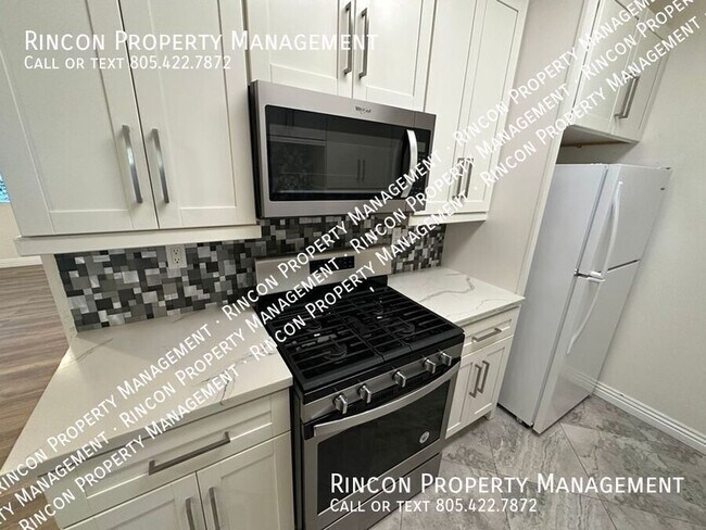 Foto del edificio - **$500 OFF ONE MONTH'S RENT**Casa De Oaks-...